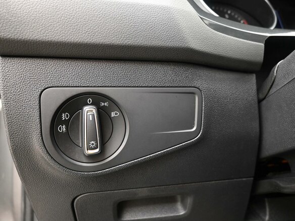 2018 Volkswagen Tiguan II, серебристый, 2035000 рублей - вид 17