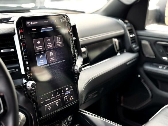 2026 Ram 1500 Crew Cab V Рестайлинг, серебристый, 9492000 рублей - вид 18