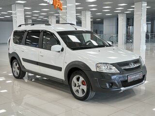 2015 Lada (ВАЗ) Largus Cross I, белый, 556000 рублей, вид 3