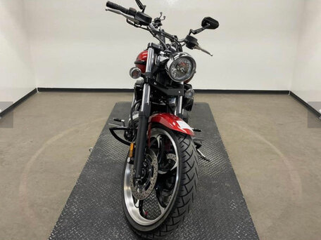 2011 Yamaha XV 1900, красный, 1090000 рублей, вид 3