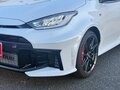 2025 Toyota Yaris IV Рестайлинг, белый, 4980000 рублей - вид 1