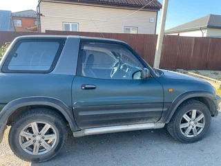 1999 Toyota RAV4 I (XA10), зелёный, 470000 рублей, вид 2