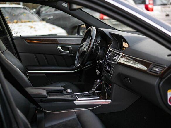2011 Mercedes-Benz E-Класс 200 IV (W212, S212, C207), чёрный, 1290000 рублей - вид 14