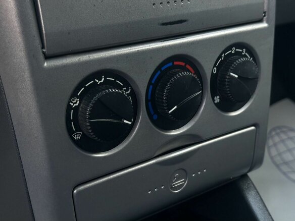 2012 Lada (ВАЗ) Priora I, серебристый, 309000 рублей - вид 16