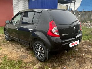 2014 Renault Sandero I, чёрный, 550000 рублей, вид 4