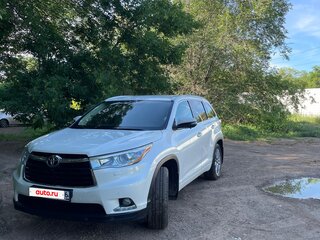 2014 Toyota Highlander III (XU50), белый, 2970000 рублей, вид 1