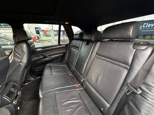 2007 BMW X5 48i II (E70), белый, 1800000 рублей - вид 6