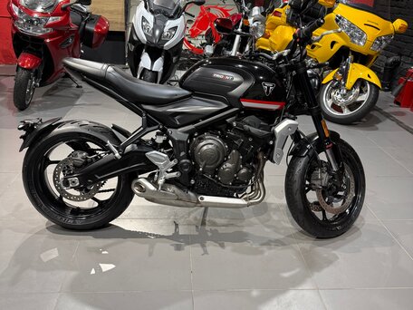 2022 Triumph Trident 660, чёрный, 745000 рублей, вид 5