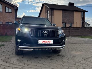 2021 Toyota Land Cruiser Prado 150 Series Рестайлинг 3, чёрный, 7970000 рублей, вид 3