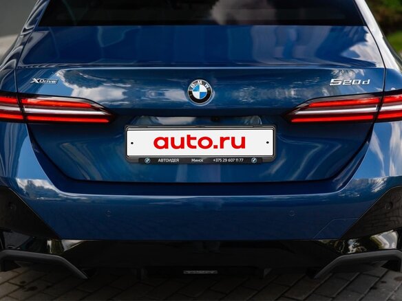 2023 BMW 5 серии 520d xDrive VIII (G60/G61/G68), синий, 7350000 рублей - вид 7