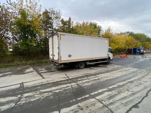 2018 Fuso (Mitsubishi) Canter, белый, 3100000 рублей - вид 2