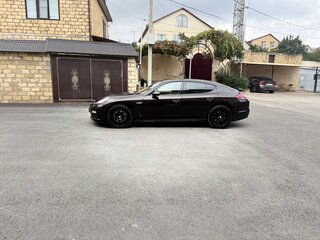 2009 Porsche Panamera 4S I, красный, 2499999 рублей, вид 3