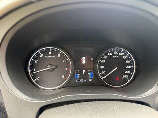 2020 Mitsubishi Outlander III Рестайлинг 3, серый, 2200000 рублей, вид 4