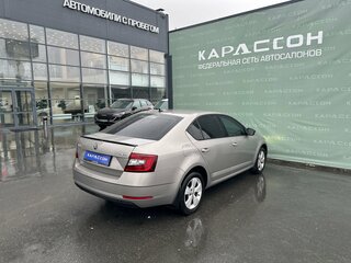 2017 Skoda Octavia III (A7) Рестайлинг, бежевый, 1749000 рублей, вид 2