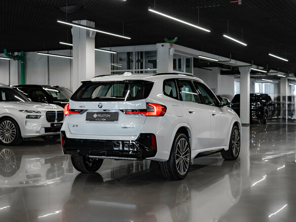 2026 BMW X1 Long 25Li xDrive III (U11/U12), белый, 5800000 рублей - вид 4