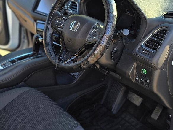 2020 Honda Vezel I Рестайлинг, белый, 2250000 рублей - вид 8