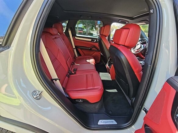 2022 Porsche Cayenne S III, серый, 9500000 рублей - вид 8