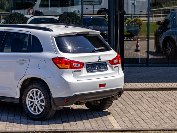 2012 Mitsubishi ASX I Рестайлинг, белый, 1295000 рублей - вид 9