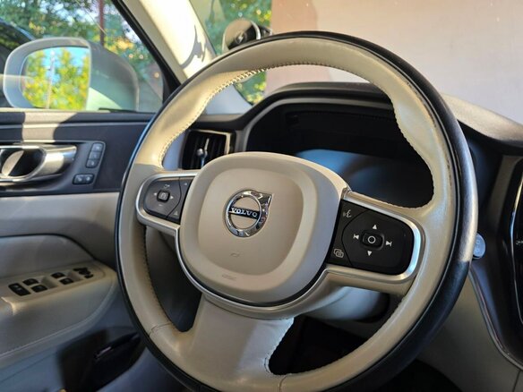 2019 Volvo XC60 II, белый, 3300000 рублей - вид 6