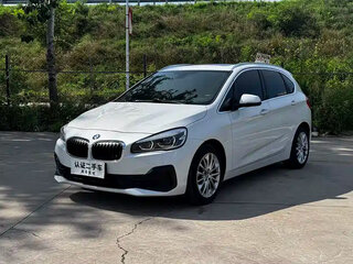 2019 BMW 2 серии Gran Tourer Gran Tourer 218i F46 Рестайлинг, белый, 1410000 рублей, вид 1