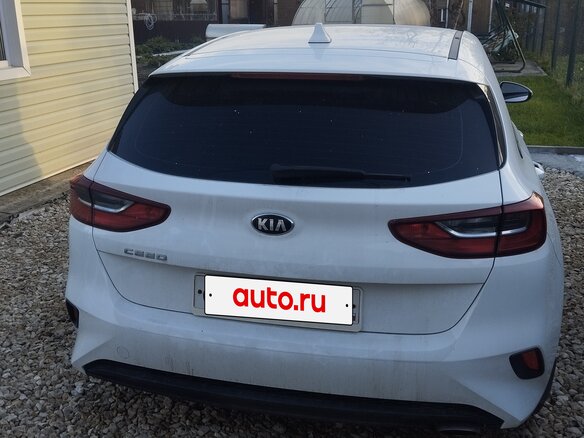 2019 Kia Ceed III, белый, 1720000 рублей - вид 3