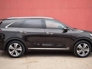 2018 Kia Sorento III Prime Рестайлинг, коричневый, 3200000 рублей, вид 4