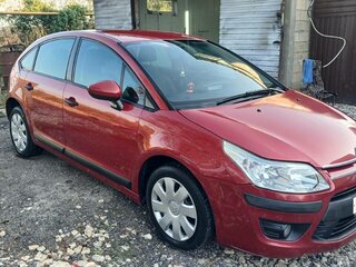 2010 Citroen C4 I Рестайлинг, красный, 330000 рублей, вид 2