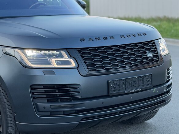 2019 Land Rover Range Rover IV Рестайлинг, серый, 6890000 рублей - вид 18