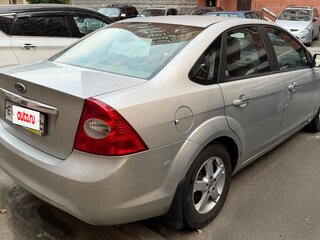 2008 Ford Focus II Рестайлинг, серебристый, 550000 рублей, вид 3