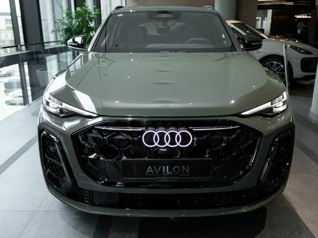 2026 Audi Q5 L III (GU), зелёный, 8200000 рублей, вид 1