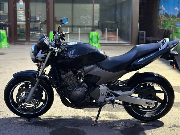 2004 Honda CB 600F Hornet, чёрный, 260000 рублей - вид 9
