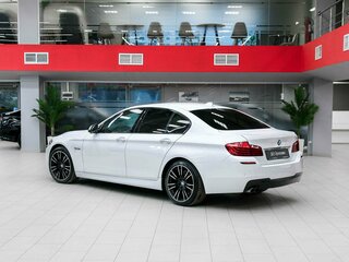 2016 BMW 5 серии 520d VI (F10/F11/F07) Рестайлинг, белый, 2150000 рублей, вид 4