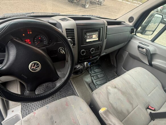 2008 Volkswagen Crafter, синий, 1550000 рублей - вид 10
