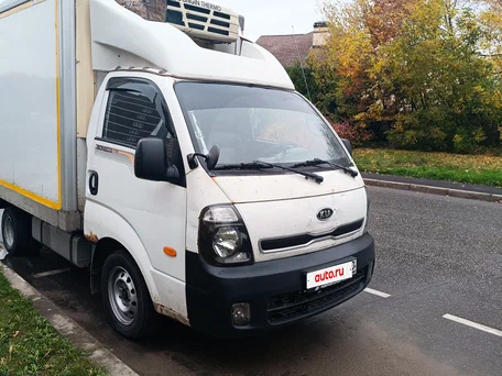 2012 Kia Bongo, белый, 620000 рублей, вид 1