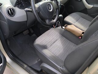 2010 Renault Sandero I, бежевый, 450000 рублей, вид 4