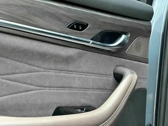 2026 Geely Monjaro (Xingyue L) I Рестайлинг 2 (China Market), синий, 5140000 рублей - вид 29