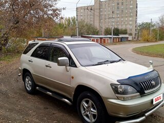 2000 Toyota Harrier I (XU10), бежевый, 985000 рублей, вид 2