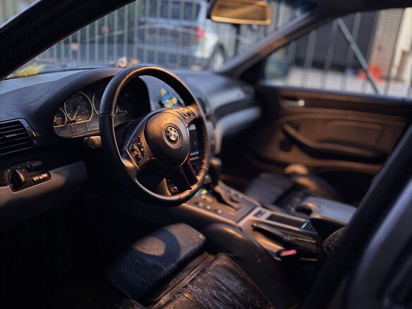 2002 BMW 3 серии 330xi IV (E46) Рестайлинг, серый, 1000000 рублей - вид 4