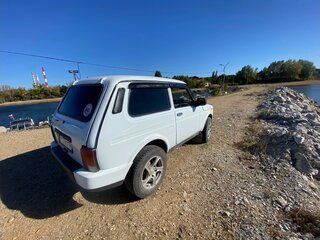 2014 Lada (ВАЗ) 2121 (4x4) I Рестайлинг, белый, 370000 рублей, вид 5