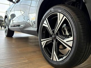 2026 Geely Cityray, серый, 3204990 рублей, вид 5