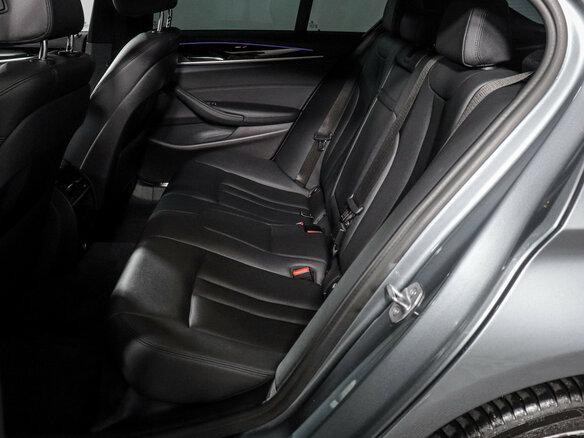 2018 BMW 5 серии 520i VII (G30/G31/G38), серый, 2899000 рублей - вид 9