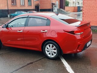 2017 Kia Rio IV, красный, 700000 рублей, вид 5
