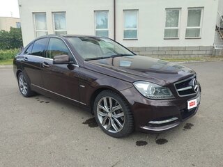 2011 Mercedes-Benz C-Класс 300 III (W204) Рестайлинг, коричневый, 1350000 рублей, вид 1