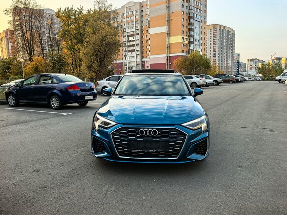 2022 Audi A3 Sportback 35 TFSI IV (8Y), синий, 2650000 рублей - вид 27