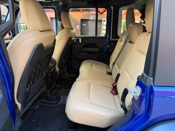 2018 Jeep Wrangler IV (JL), синий - вид 26