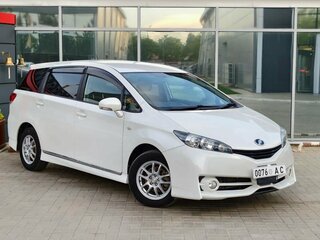 2011 Toyota Wish II, белый, 1099000 рублей, вид 1