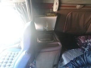 2002 Peterbilt 387, белый, 1700000 рублей - вид 10