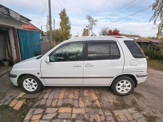 1998 Toyota Raum I, белый, 400000 рублей, вид 4
