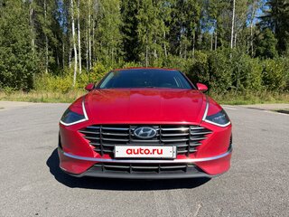 2020 Hyundai Sonata VIII (DN8), красный, 1890000 рублей, вид 2