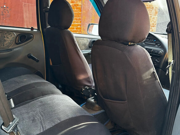 2004 Chevrolet Niva I, серебристый, 250000 рублей - вид 8